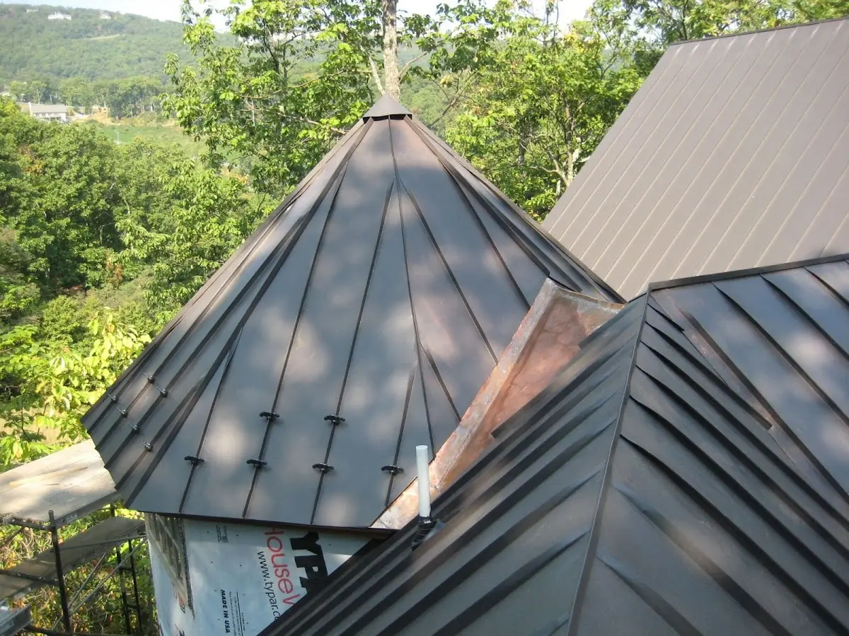 Professional Gutter Cleaning by Craftsman Roofing in Muscoy
